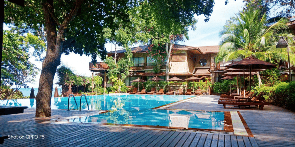 Birds Bees Resort 10 อันดับฮิตติดชาร์ตในเอเชีย asiatopten.com